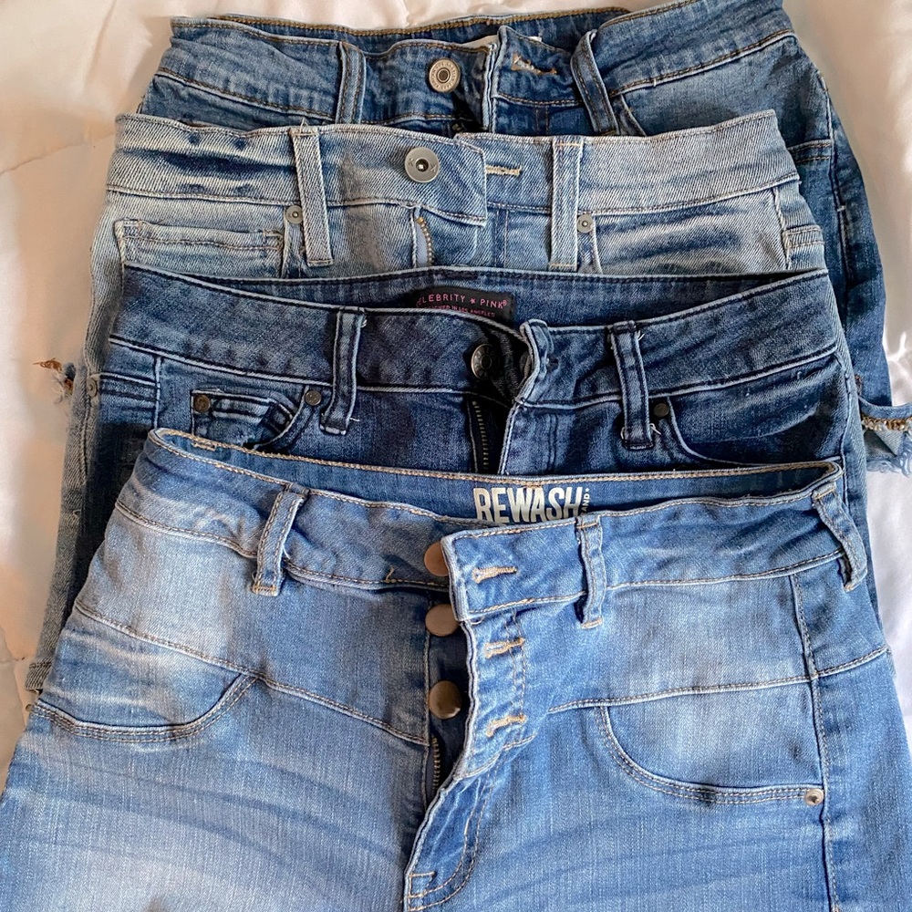 4 PAIRS OF JEAN SHORTS BUNDLE